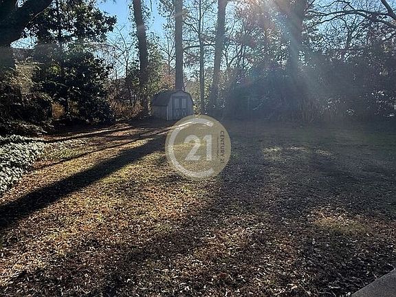2nd image of 7710 N Shirland Ave #B