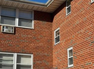 160 Centre Ave APT 1M, New Rochelle, NY 10805