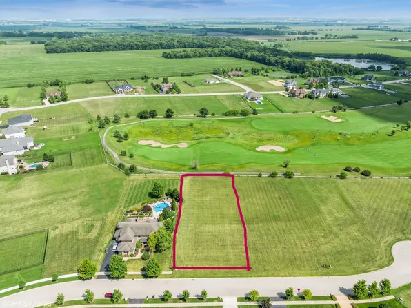 7148 Golfview Ct, Yorkville, IL 60560