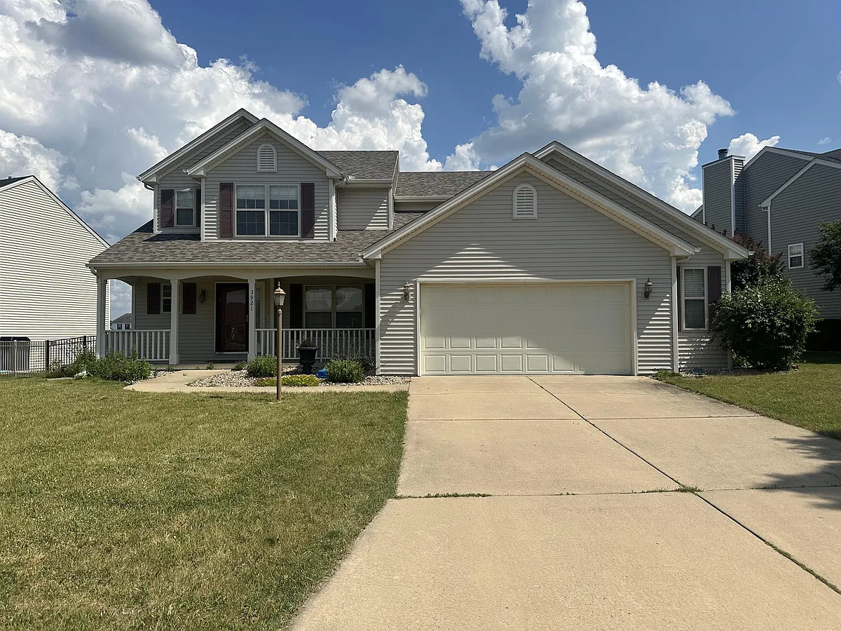 Building Photo - 3921 Trailway Dr