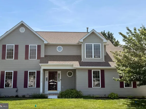 141 Caspian Dr, Stephens City, VA 22655