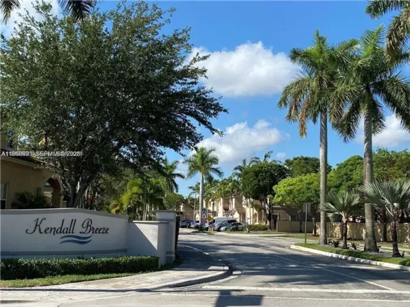 12471 SW 123rd St, Miami, FL 33186