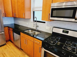 916 W 18th Pl #1, Chicago, IL 60608