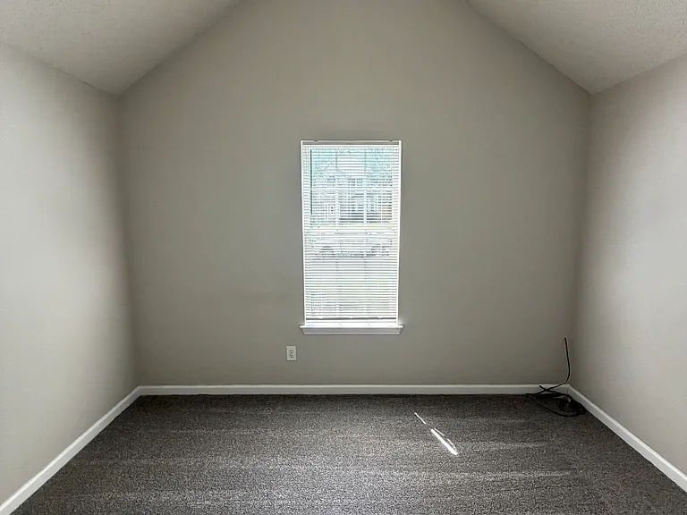 10744 Misty Meadows Ct — Photo 15