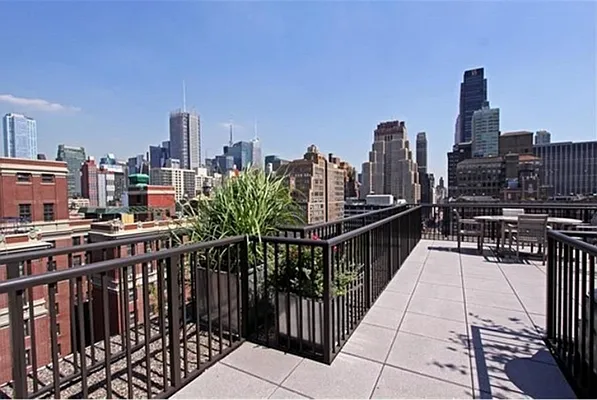 Sold by Skyline Properties LLC | media 1