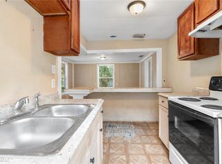 6813 N 18th St, Tampa, FL 33610