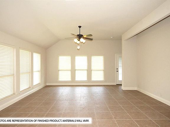 5th image of 345 White Tail Ln