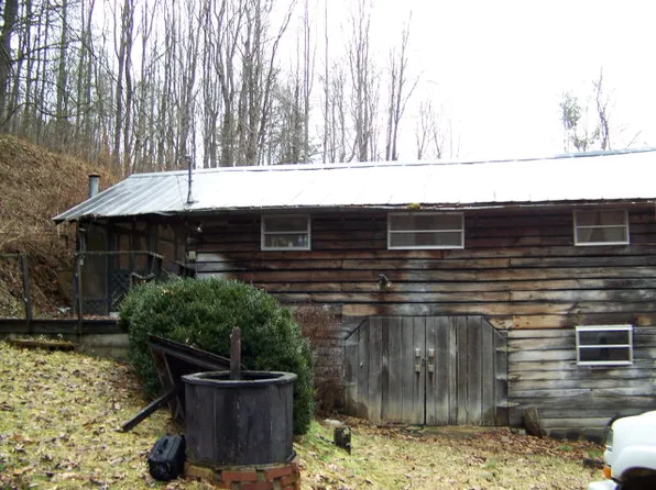 924 Chestnut Cove Rd, Sylva, NC 28779