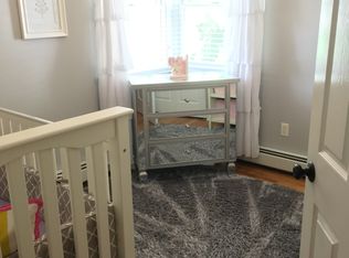 526 Fairway Rd, Linden, NJ 07036