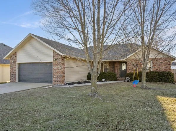 531 Long Leaf Boulevard, Rogersville, MO 65742