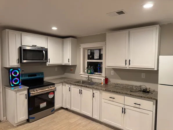 8669 Thomaston Rd, Macon, GA 31220