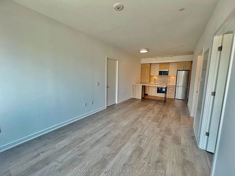 10 Oak St #523 — Photo 11