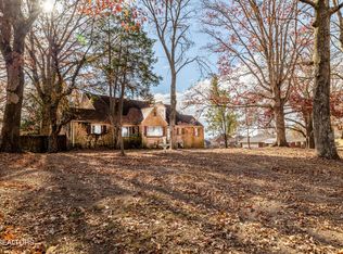 597 W Hunt Rd, Alcoa, TN 37701