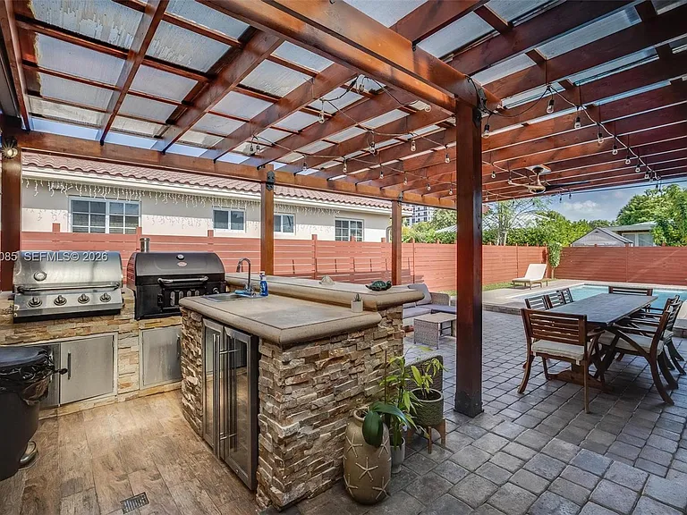 7549 Buccaneer Ave — Photo 24