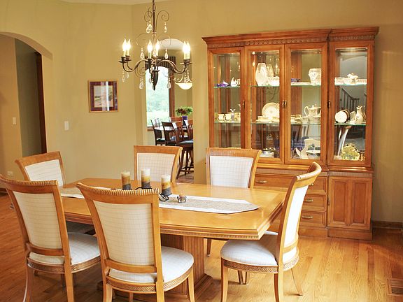 5th image of 18481 W Wood Hollow Ln
