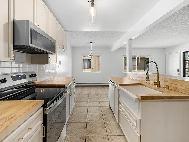 673 Pine Meadows Dr — Photo 10
