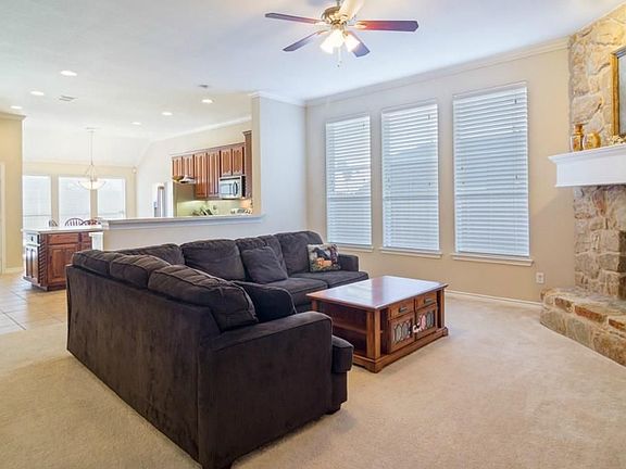5th image of 5924 Ivy Glen Dr