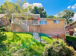 135 Clubvue Dr, West Mifflin, PA 15122