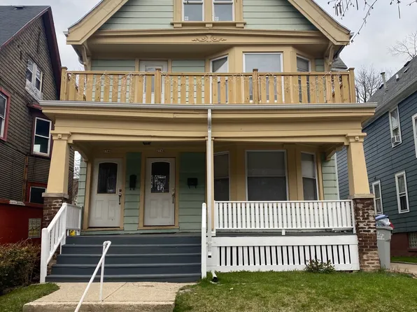 2744 N Murray Ave, Milwaukee, WI 53211