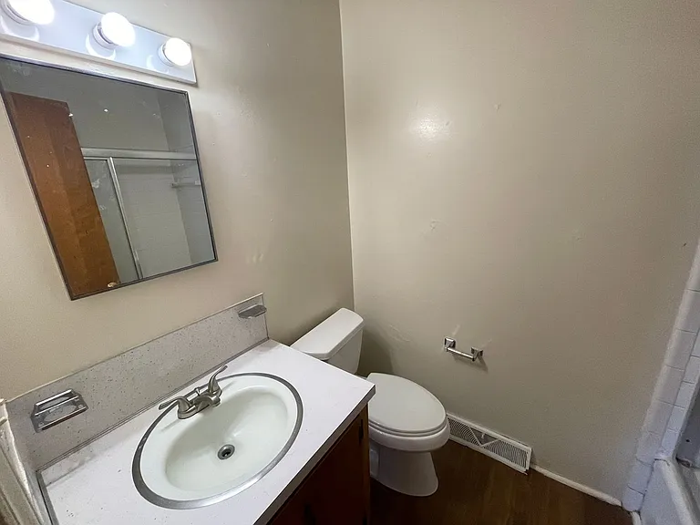 SHJ111-314 Davis Road — Photo 8