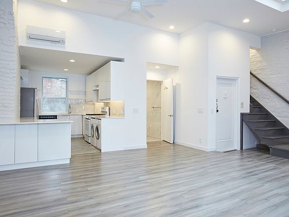 5th image of 332 Bowery APT 4