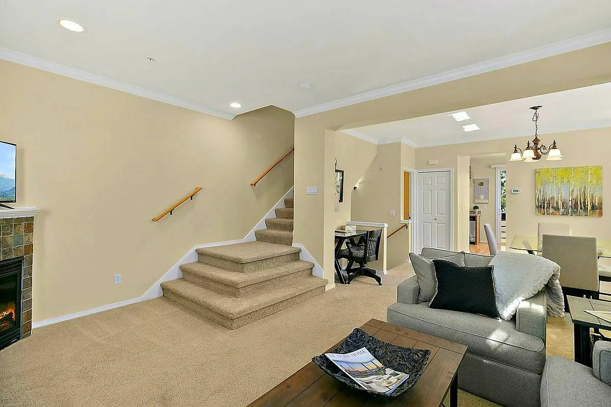 2 bed, 2.5 bath, 1480 sqft, $3,395 — Photo 4
