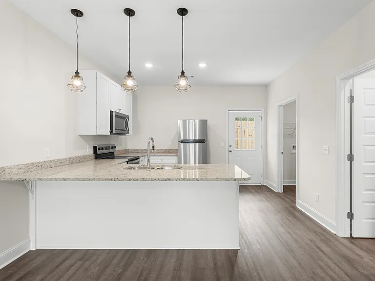 802 Market St #804 — Photo 9