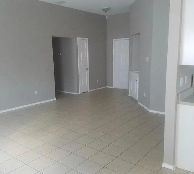 4908 J I Bruce Dr — Photo 2