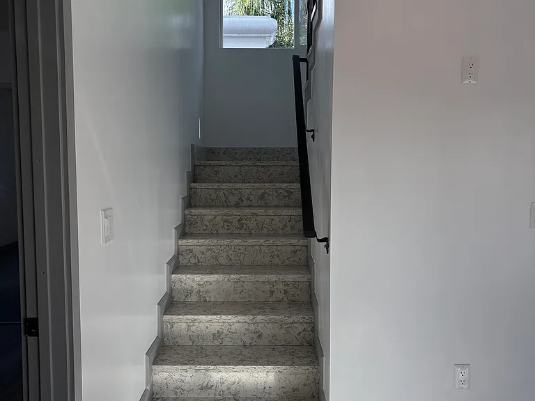 19311 W Strathern St — Photo 11