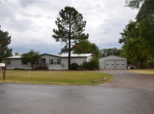 12200 SW 27th St, Yukon, OK 73099