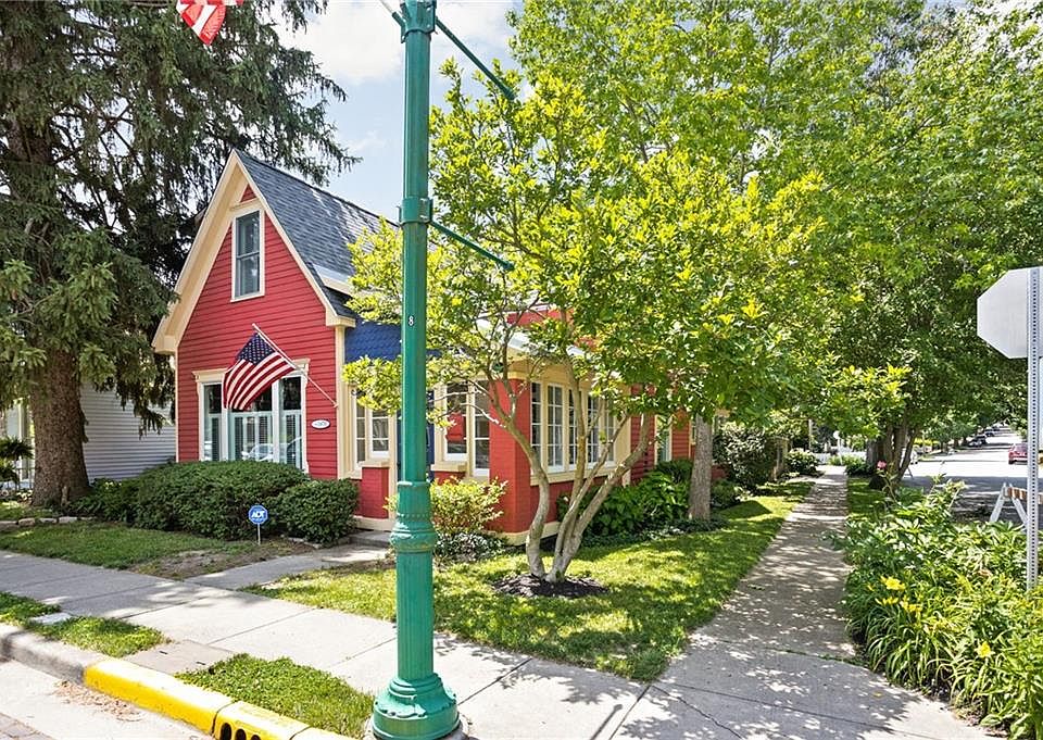 190 N Main St, Zionsville, IN 46077 Zillow