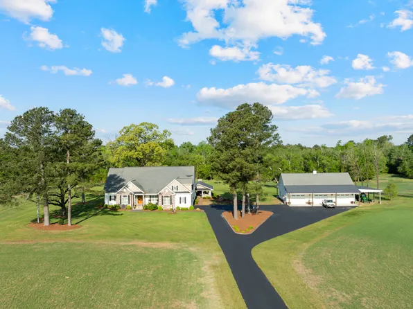 2061 Jenny Lind Road, La Grange, NC 28551