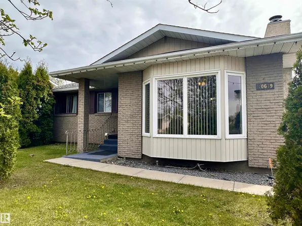 10619 108th Ave, Westlock, AB T7P 1C7
