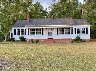 419 E 3rd St, Adel, GA 31620