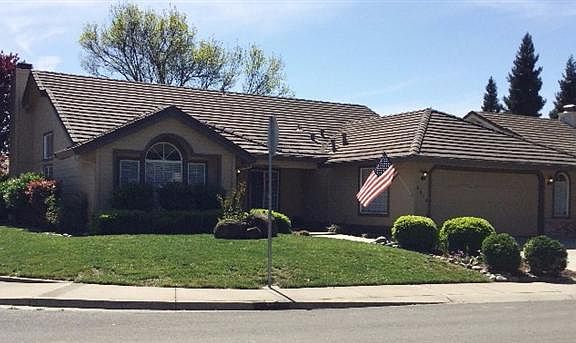 2nd image of 2310 Drummond Dr