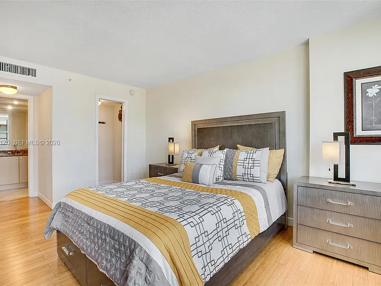 6917 Collins Ave #1608 — Photo 14