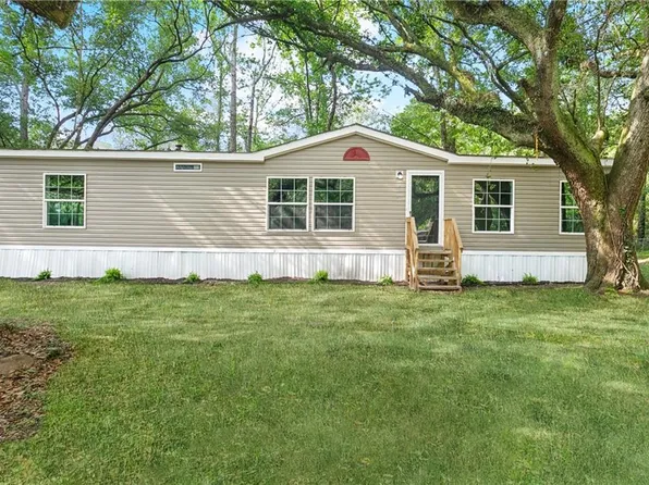 25512 W Spruce St, Lacombe, LA 70445