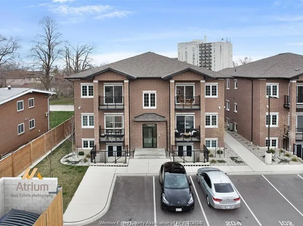 233 Watson Ave #201, Windsor, ON N8S 3R8