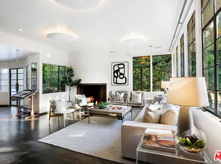 677 San Lorenzo St, Santa Monica, CA 90402