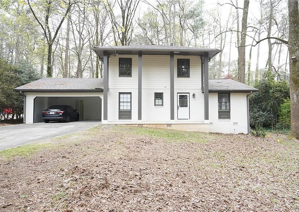 1st image of 2221 Pinecliff Dr NE