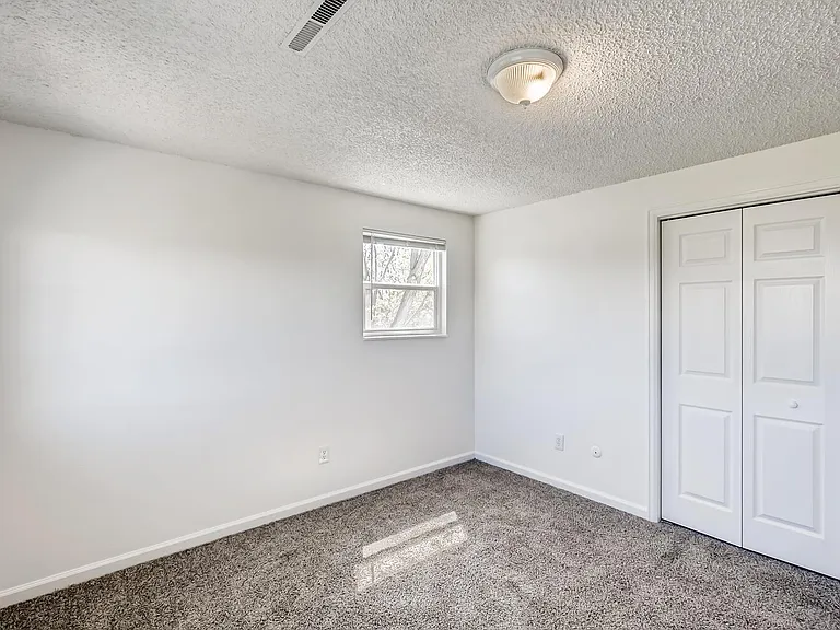Upstairs bedroom 1