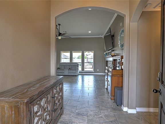 3rd image of 3814 Truxton Dr