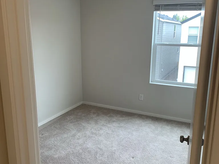2664 NE 116th Pl — Photo 31