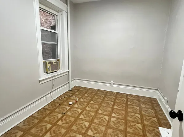 331 Baldwin Avenue image 5 of 6