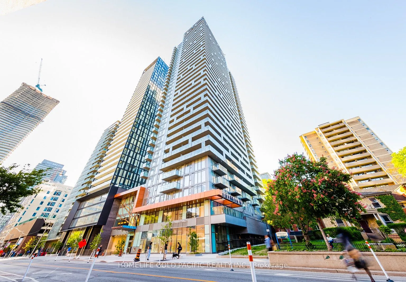 2 bed, $2,900 — Photo 1