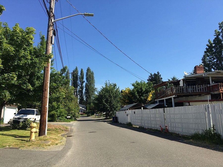 2nd image of 9137 7th Ave S