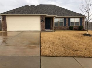 305 Driftwood St, Lowell, AR 72745