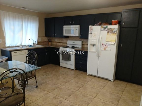 5th image of 841 Dusk Dr