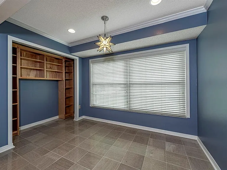 110 N Tremain St #202 — Photo 10
