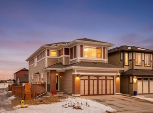 212 S Magnolia Heath SE, Calgary, AB T3M2Z9